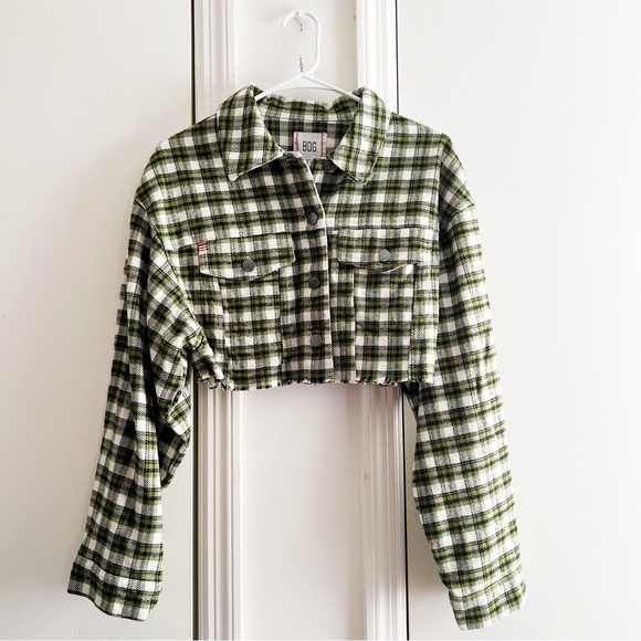 Urban Outfitters Jackets & Blazers - BDG Flannel Cropped Shirt Jacket